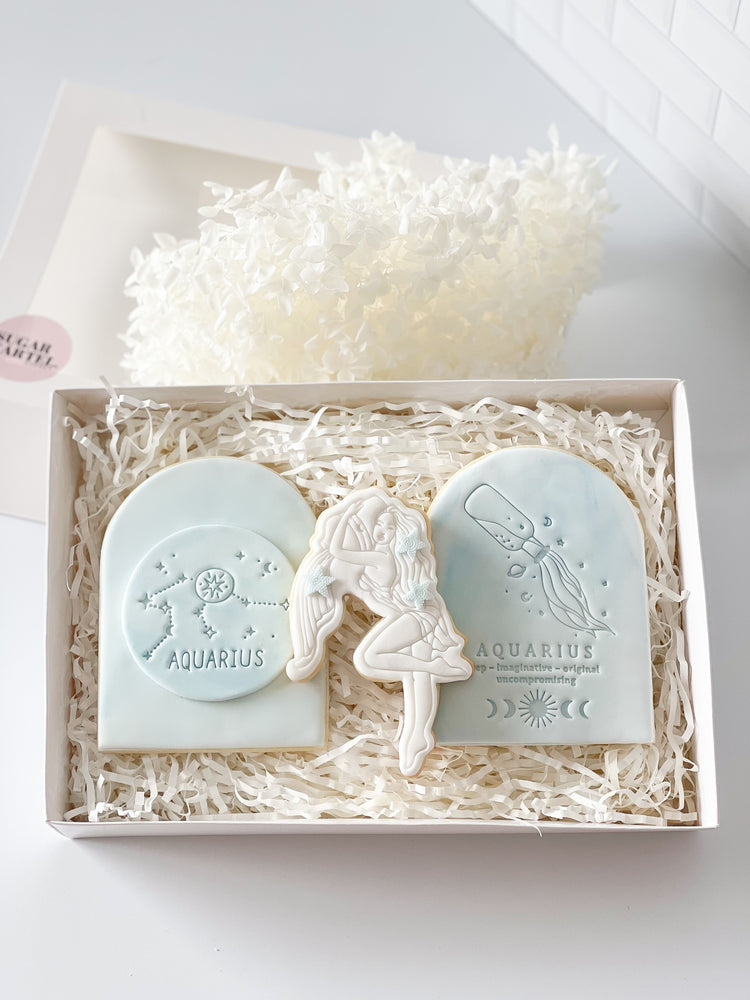 Aquarius Zodiac Box